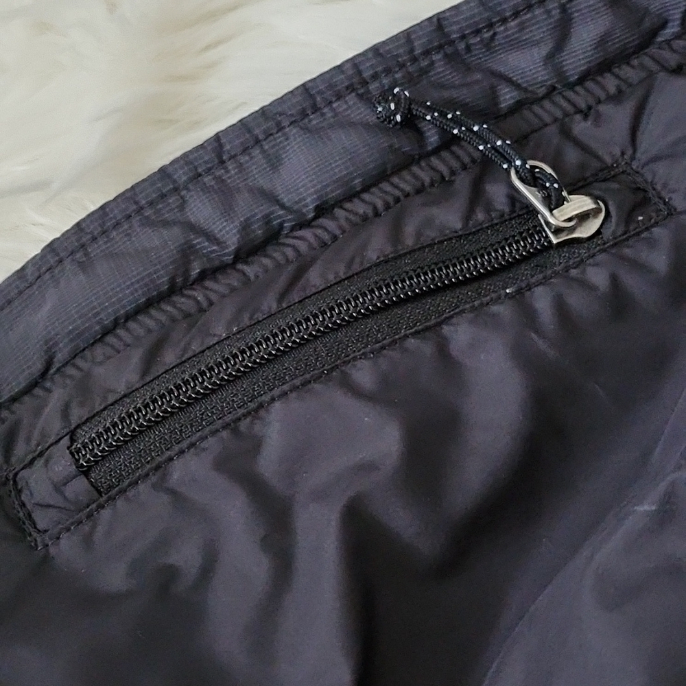 The North Face black lighter-weight patterned coat - Picture 11 of 12